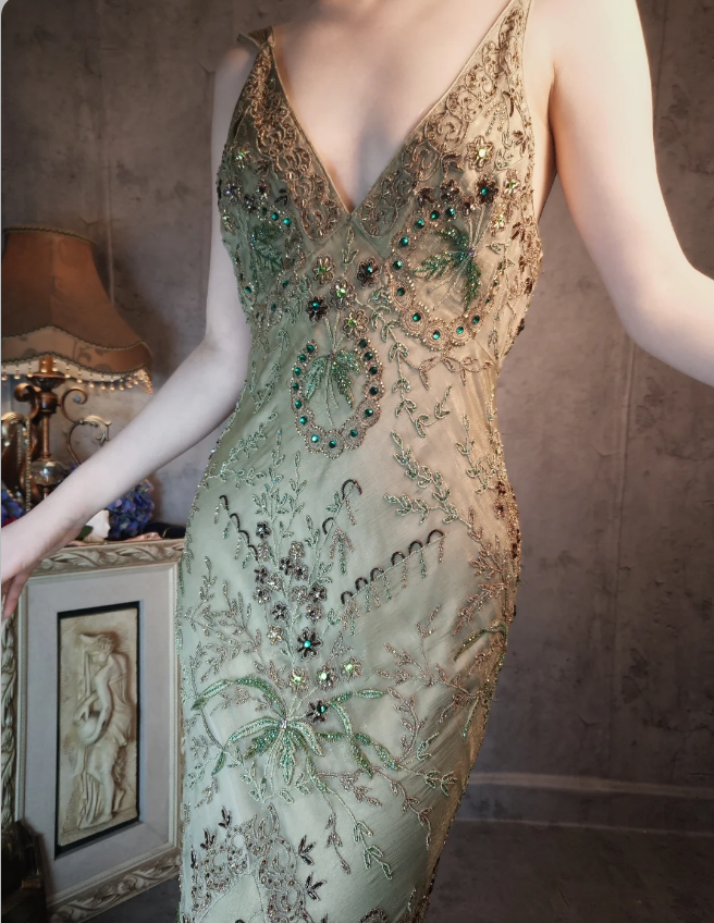 Vintage Luxury Green Mermaid Deep V-neck Beaded Embroidered Chiffon Long Prom Dress Evening Dress P4327