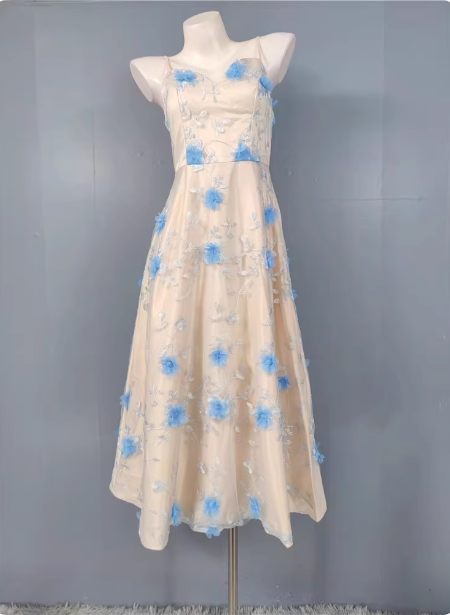 Sweet A-Line 3D Floral Embroidery Tulle Long Prom Dress Evening Dress P4335