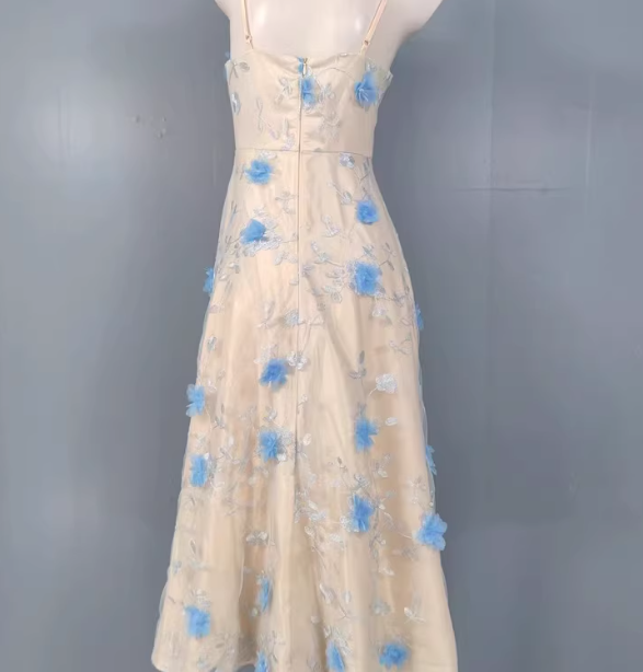 Sweet A-Line 3D Floral Embroidery Tulle Long Prom Dress Evening Dress P4335