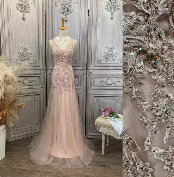 Elegant Pink Mermaid V-Neck Lace Embroidery Tulle Long Prom Dress Evening Dress P4346