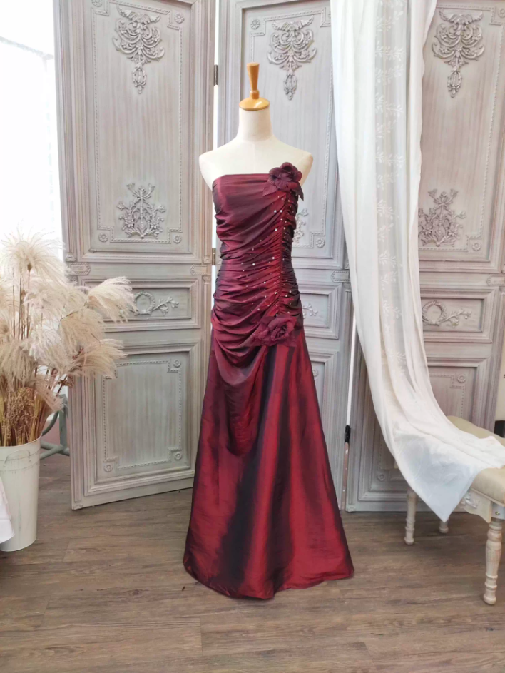 Elegant Vintage Burgundy Strapless Ruched Satin Long Prom Dress Evening Dress P4351