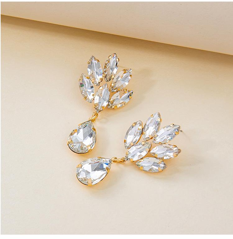 Vintage Drop-shaped Floral Earrings
