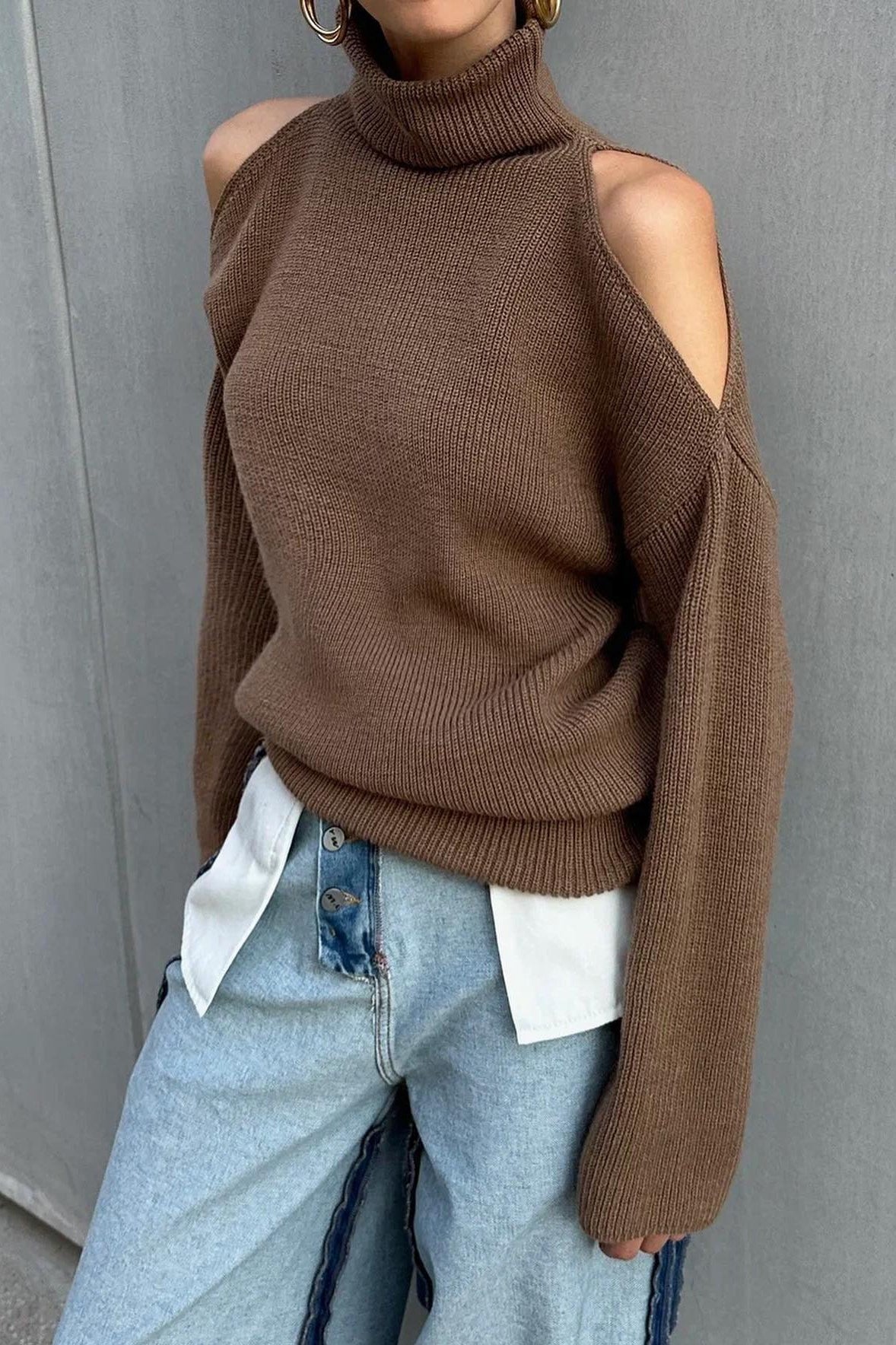 PrincessAce Off-Shoulder Turtleneck Knit Sweater in Style