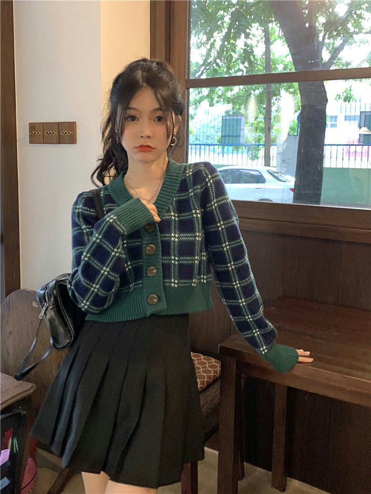 KittenAlarm - Vintage V-Neck Plaid Cropped Cardigan Sweater