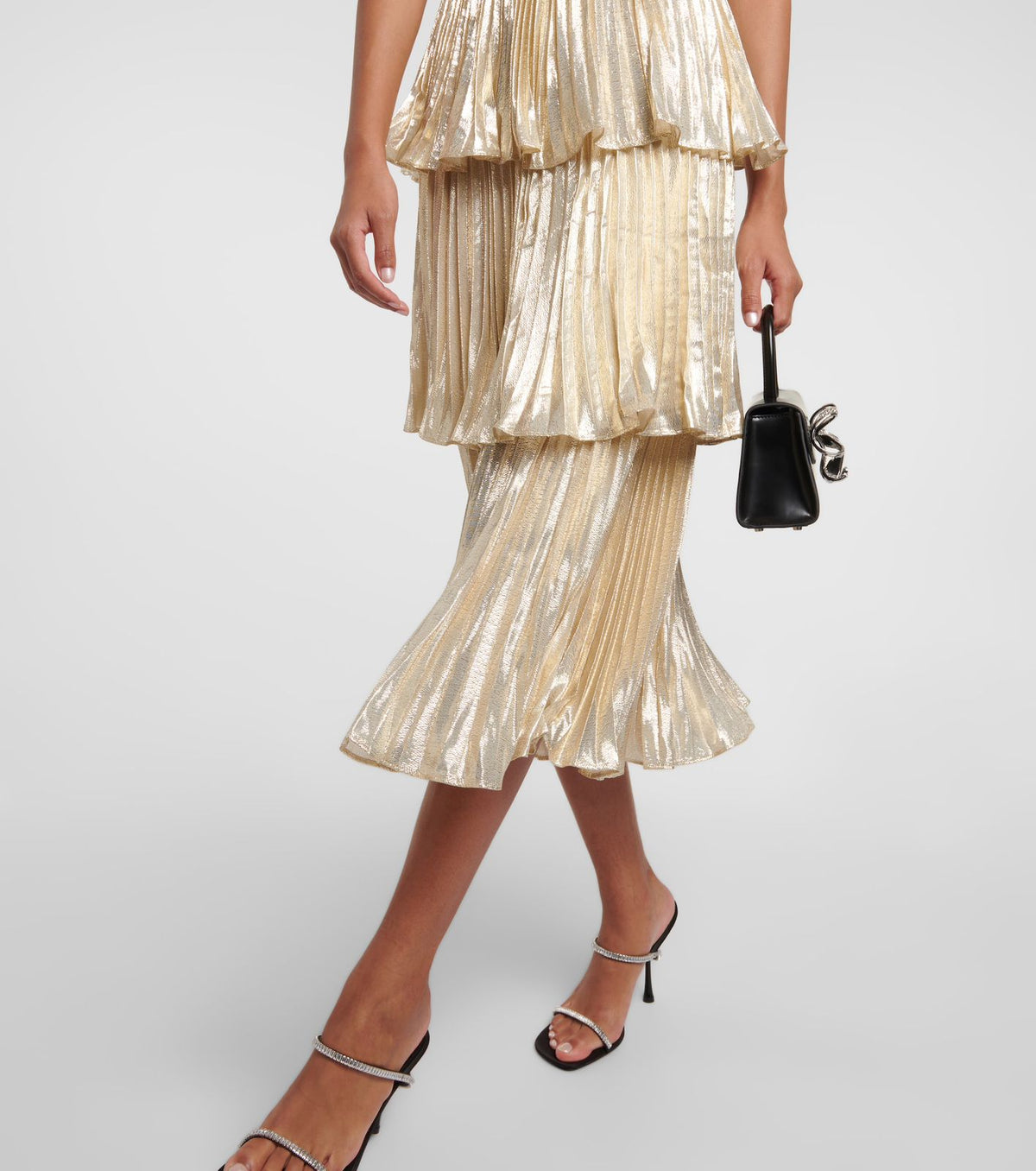 Metallic Plisse Sweetheart Tiered Ruffle Midi Dress 10
