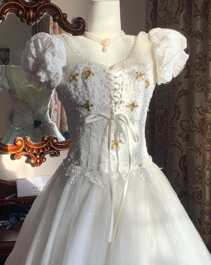 Classy White Ball Gown Tulle Lace Beaded  Long Wedding Dress Formal Bridal Dress D1719