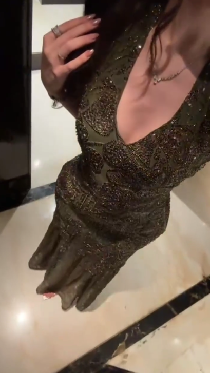 Vintage Halter Dark Green V Neck Chiffon Beaded Mermaid Party Dress Long Prom Dresses D1088