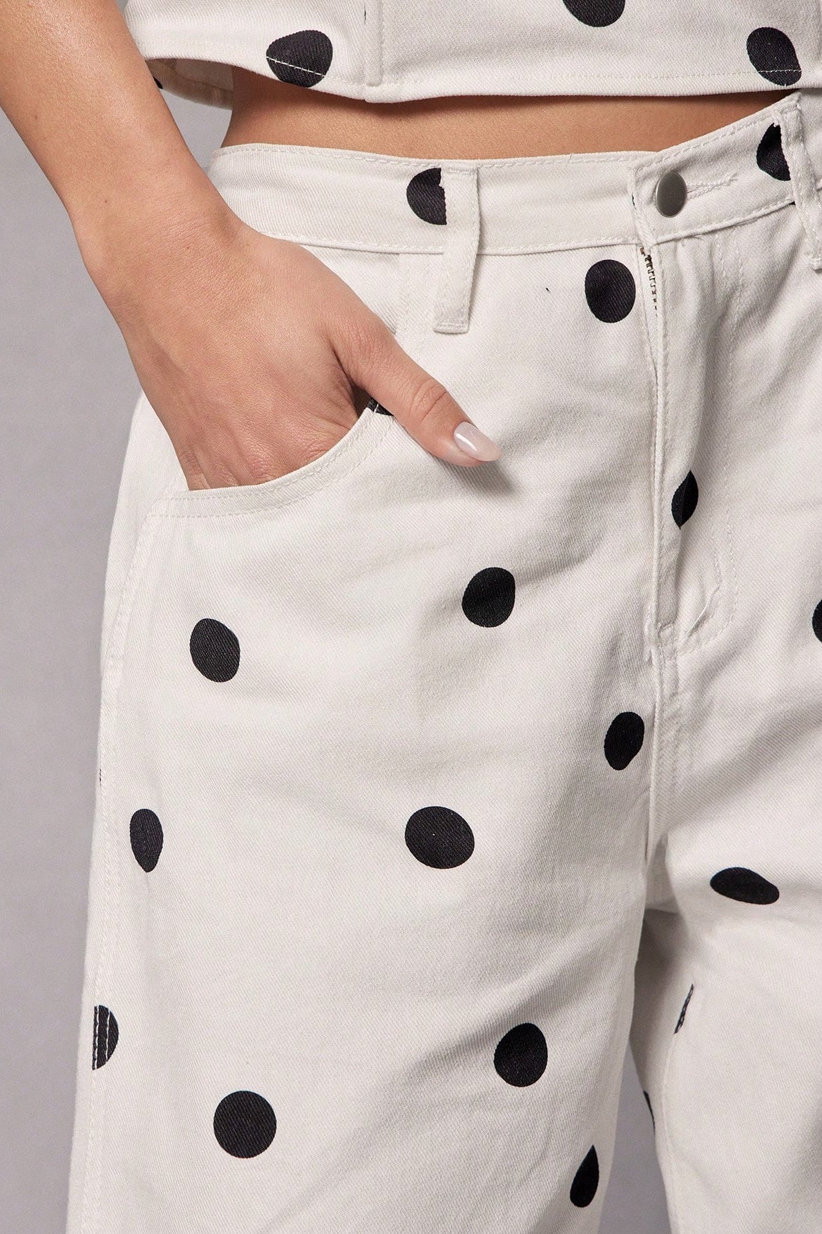 Chic Polka Dot Barrel Jeans