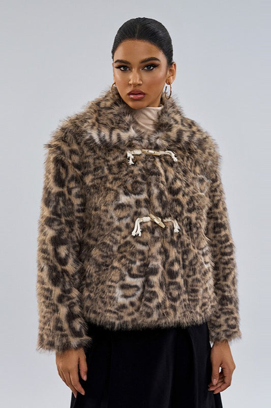 Stylish Leopard Print Faux Fur Coat for Chic Winter Outfits