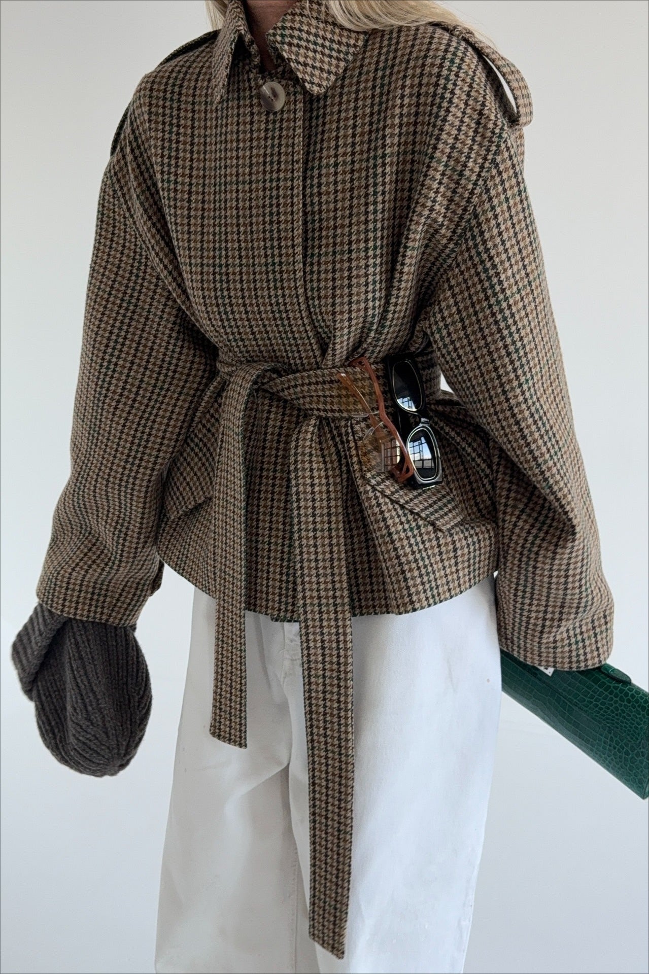 Elegant Vintage Houndstooth Designer Coat for Timeless Style