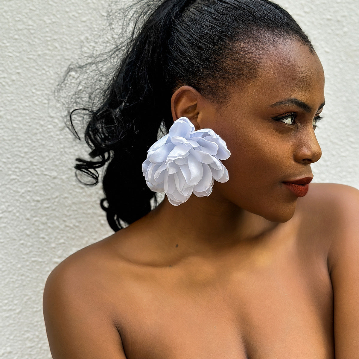 Overstate Flower Earrings