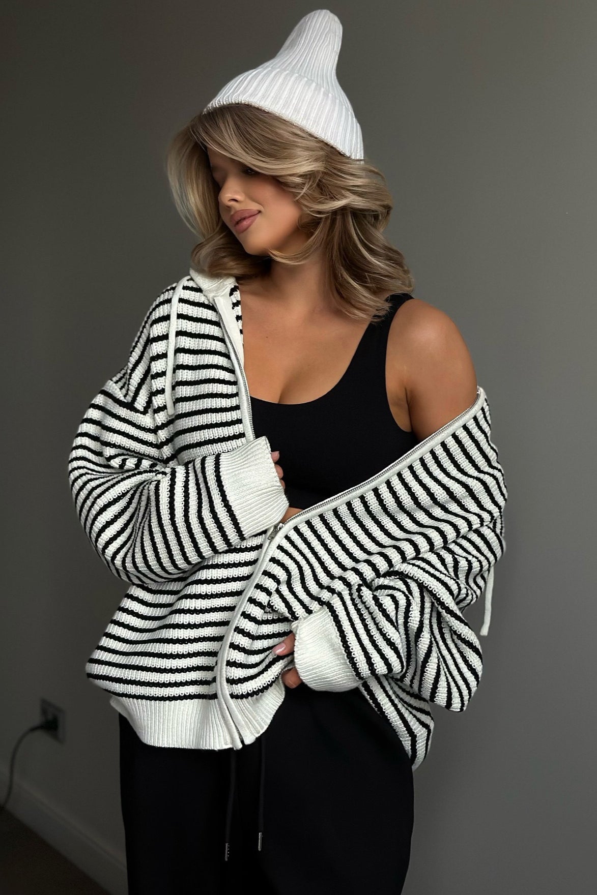 Retro Color Block Zip Cardigan for Stylish Comfort