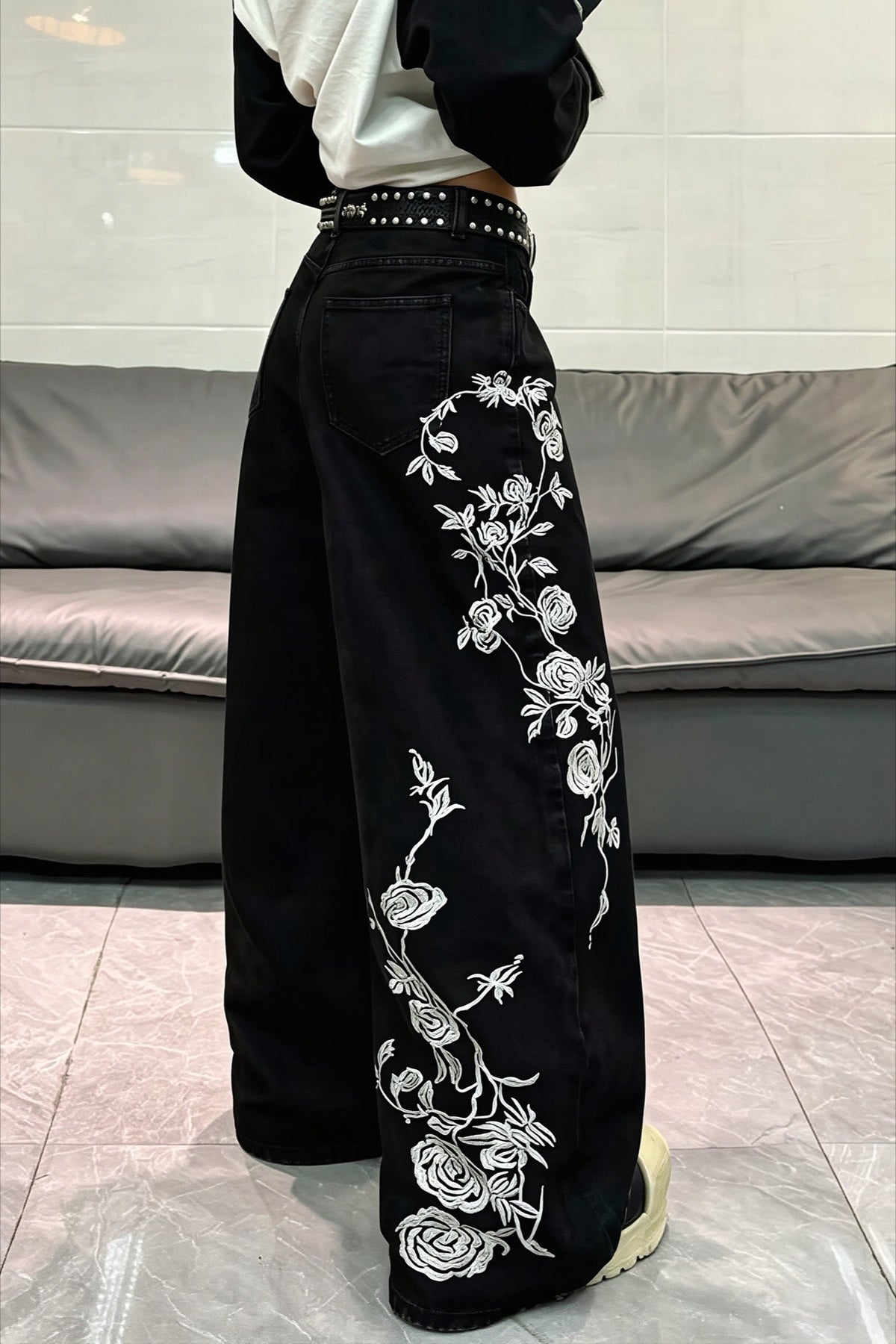Rose Embroidered Stretch Straight Leg Jeans