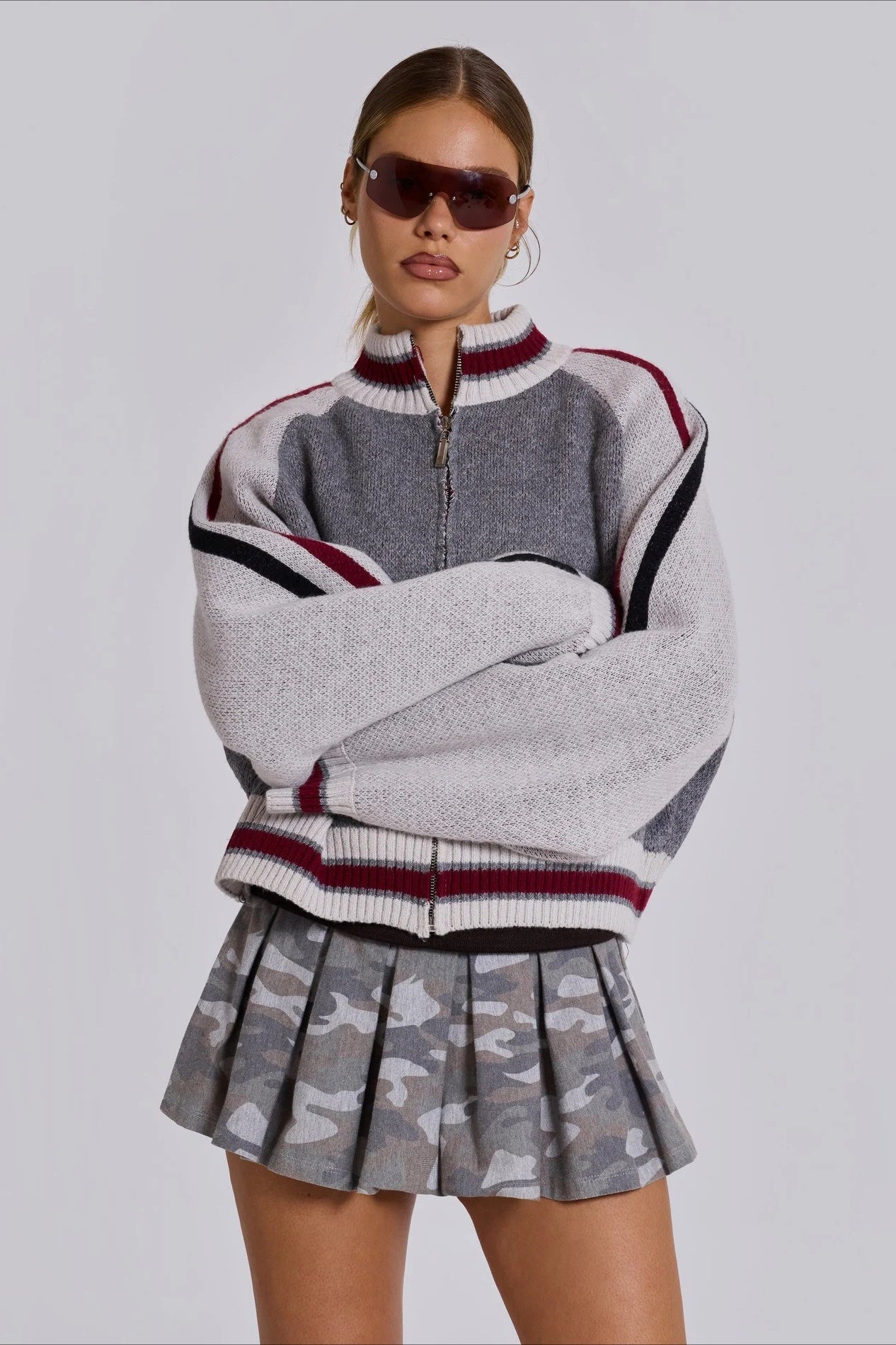 Sophisticated Vintage Letter Knit Cardigan for Timeless Style