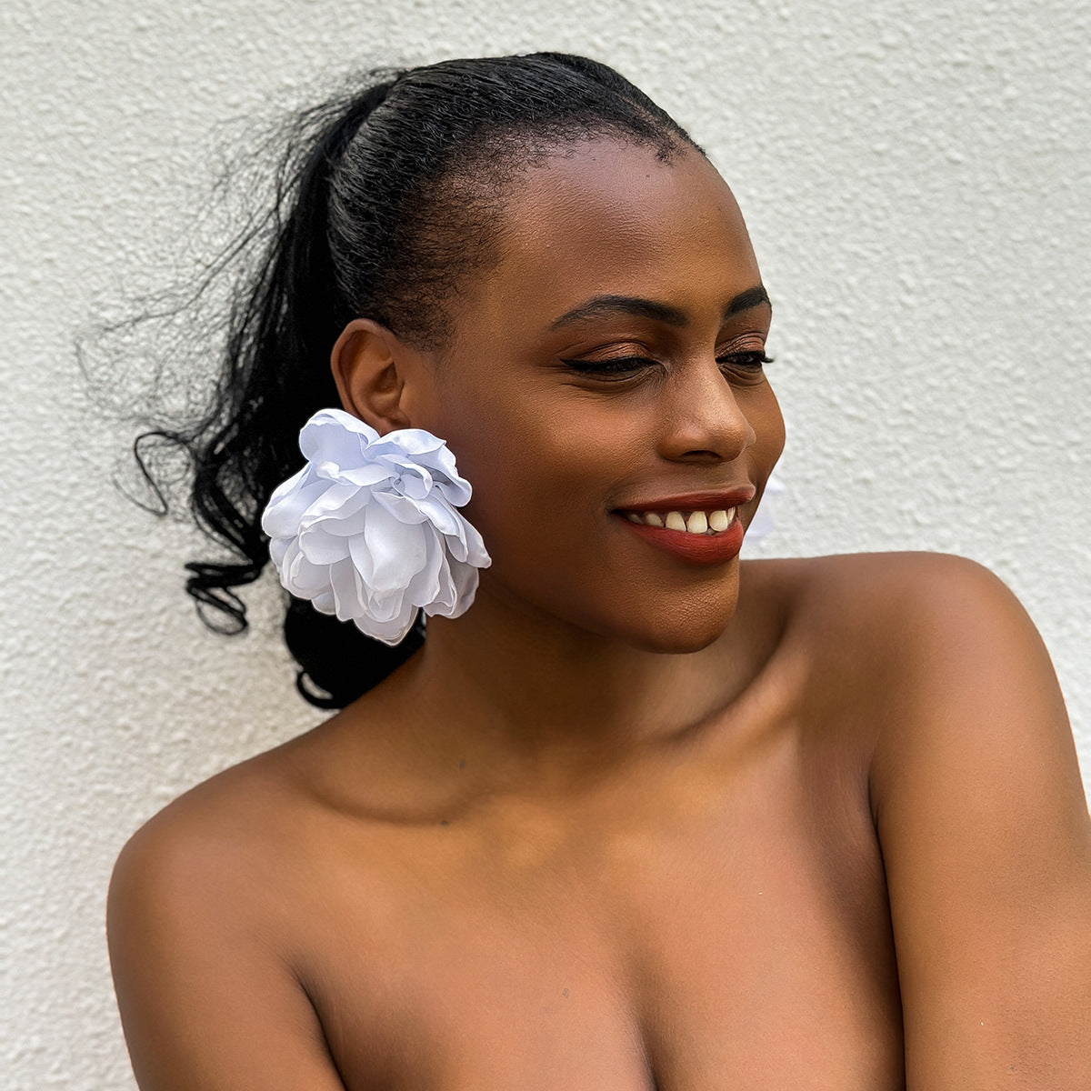 Overstate Flower Earrings