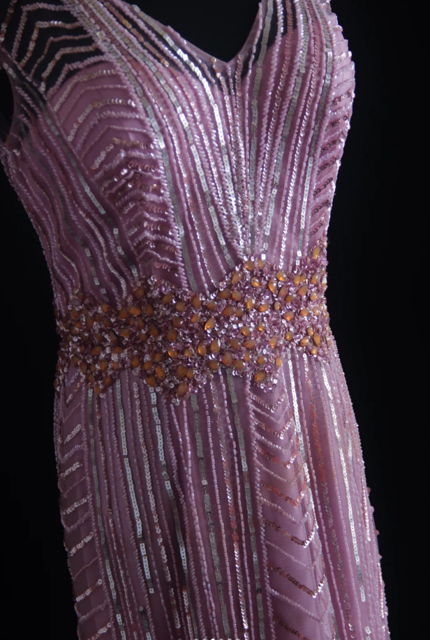 Gorgeous Pink V Neck Tulle Sequin Beaded Mermaid Evening Dress Prom Gown D1157