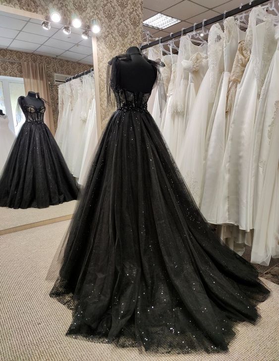 Black Wedding Dresses with Beaded Lace Appliques