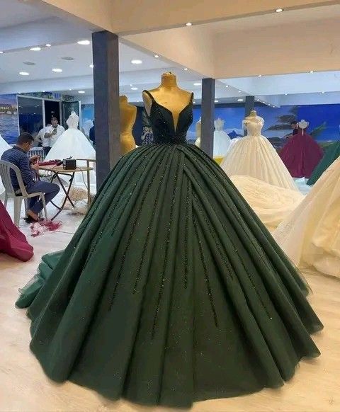 Green Ball Gown Wedding Dress tulle Prom Dresses