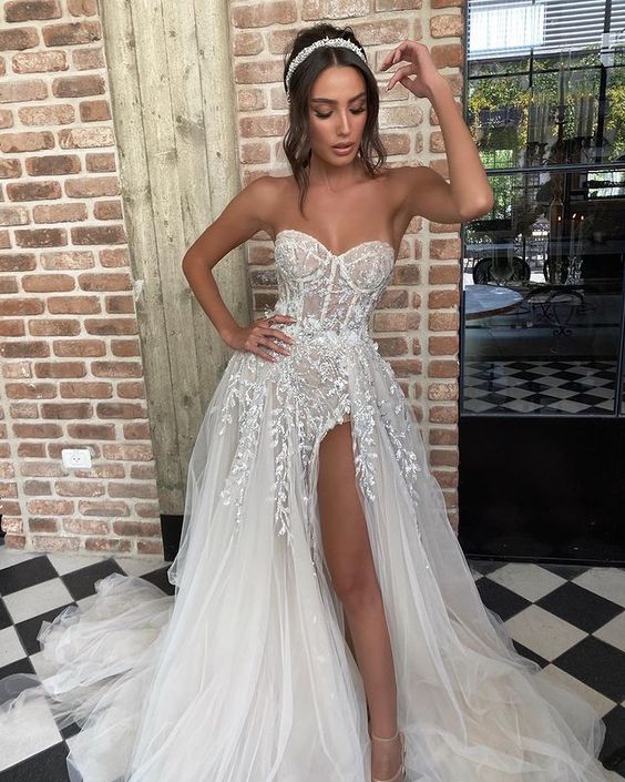 Tulle Bridal Dress,Split Wedding Gown,Floral Applique Sleeveless Wedding Dress