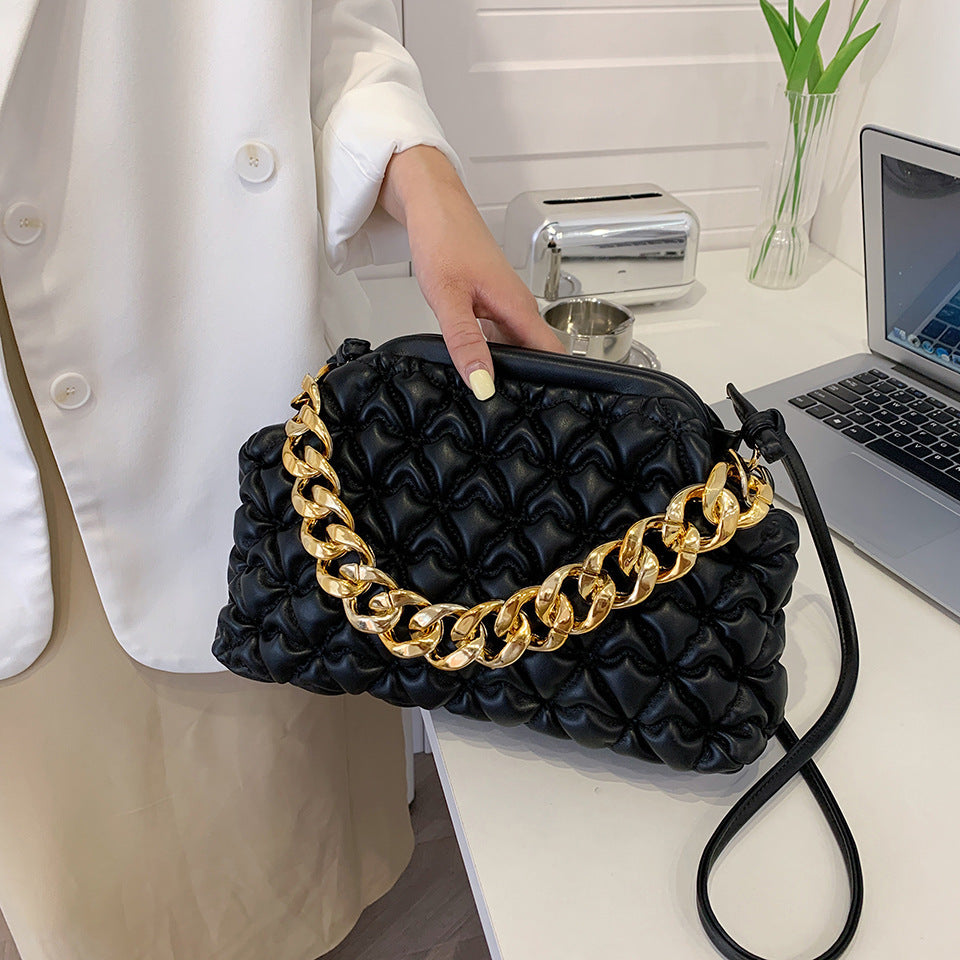 One-shoulder Chain Crossbody Bag