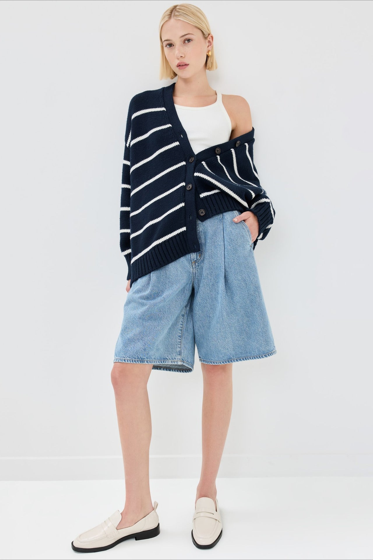 Flattering Striped V Neck Cardigan for Effortless Style