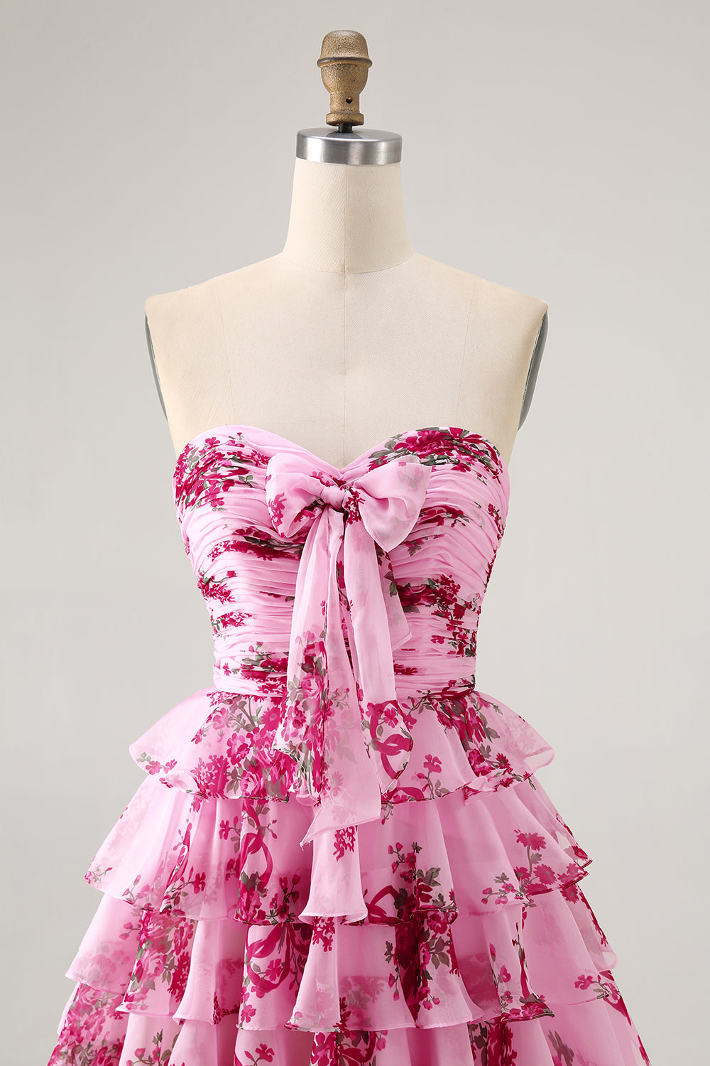 White Blue Flower A-line Strapless Tiered Mini Homecoming Dress with Front Bow