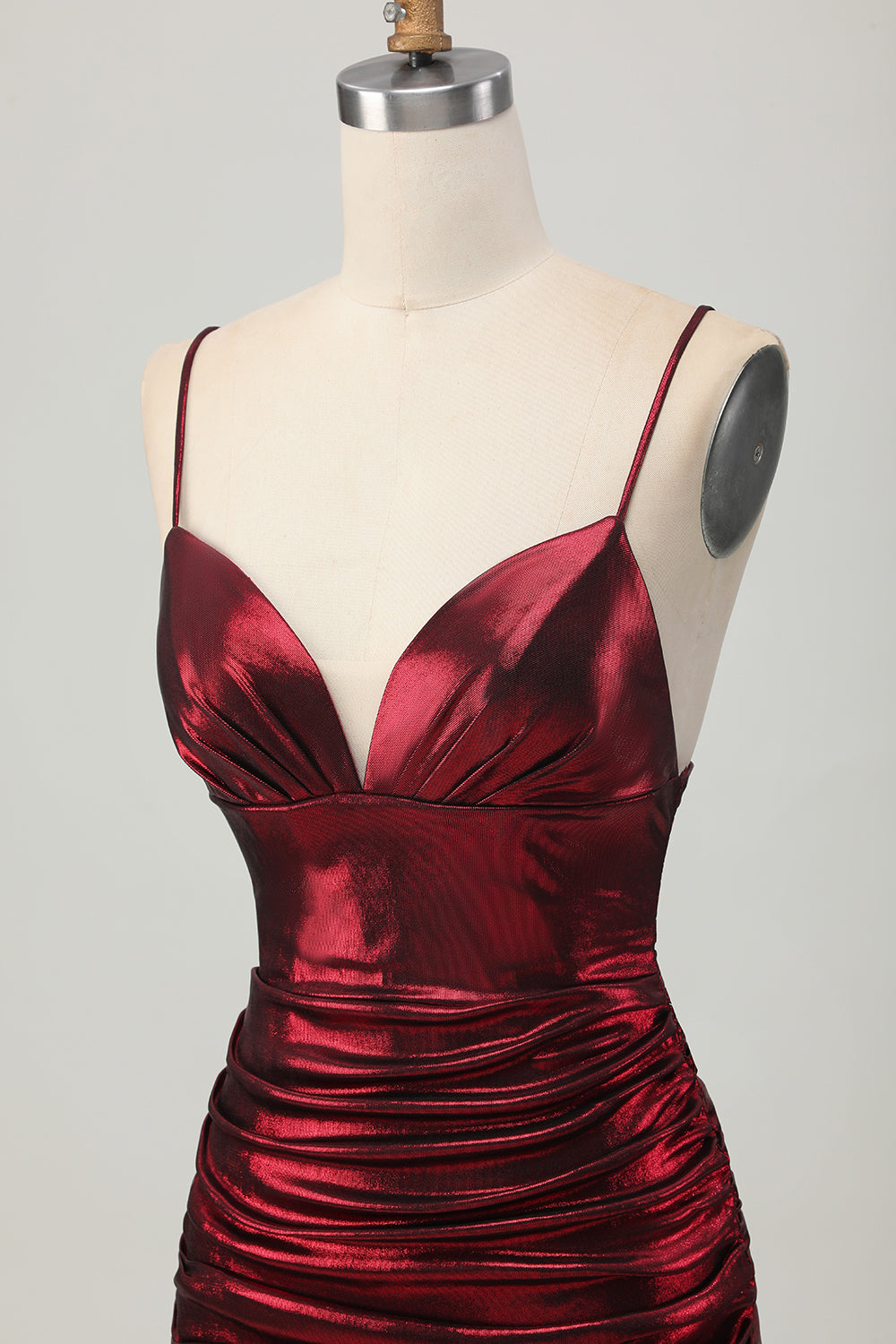 Burgundy Tight Ruched Spaghetti Straps Short Metallic Homecoming Dress