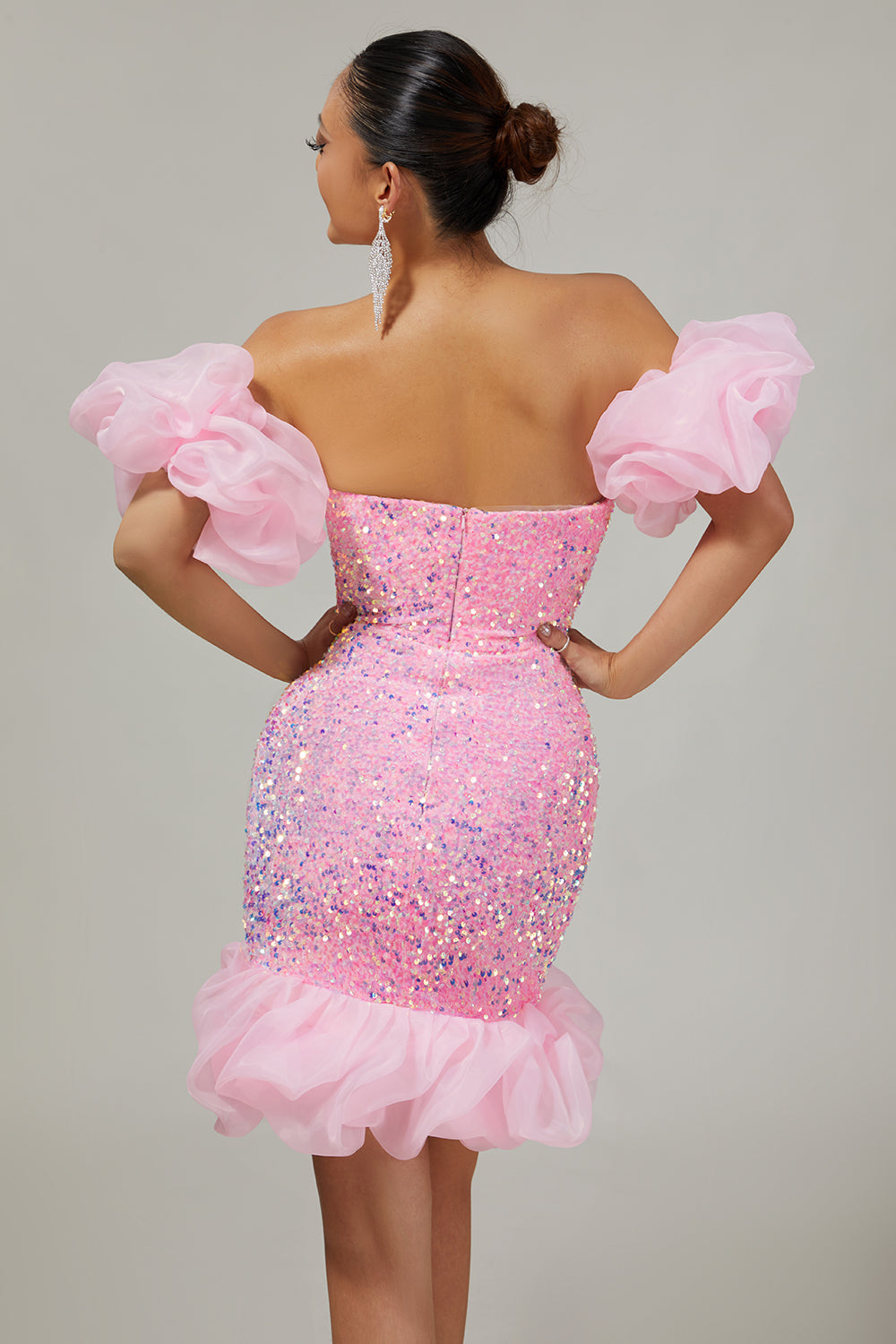 Sparkly Pink Sequins Detachable Puff Sleeves Tight Short Homecoming Dress