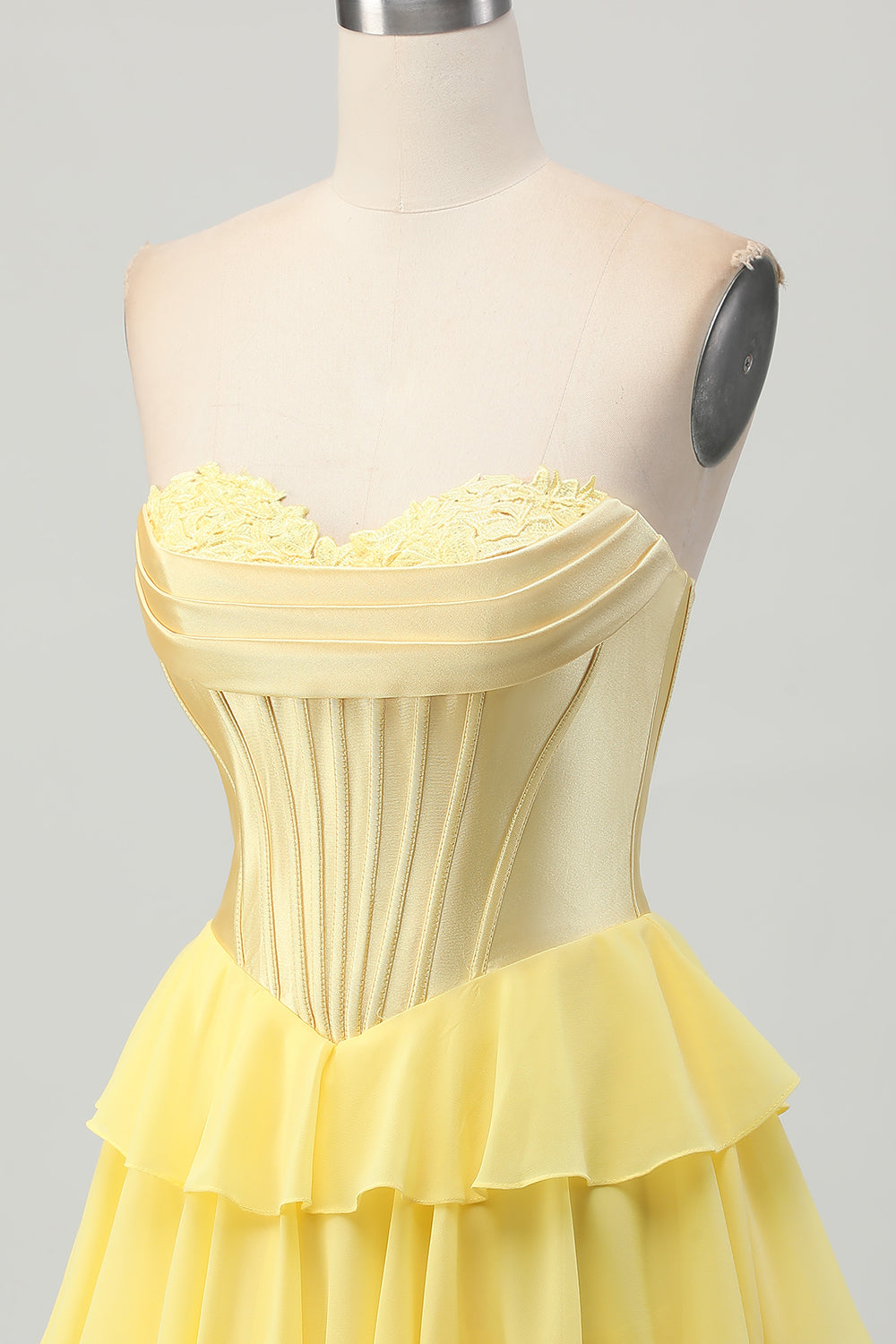 Yellow Ruched Sweetheart Corset Short Homecoming Dress with Appliques