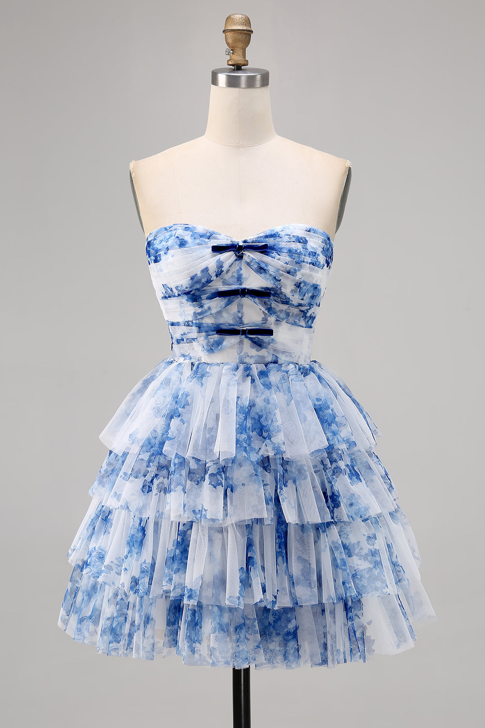 White and Blue Floral Sweetheart Short Homecoming Dress with Ruffles