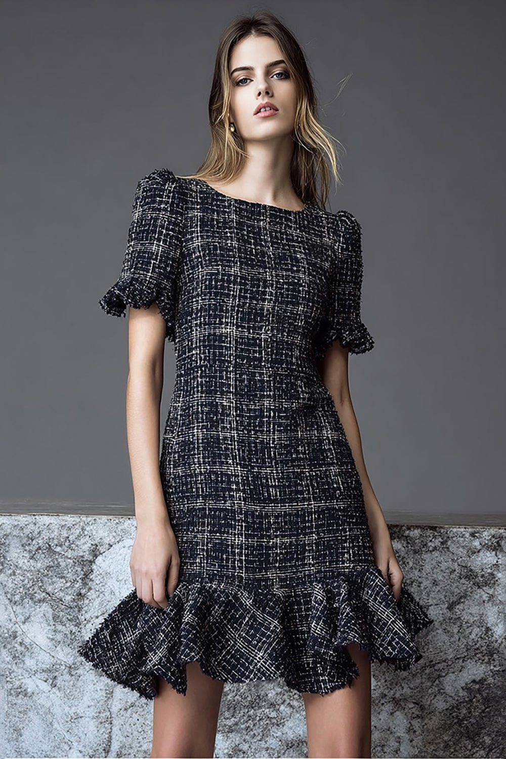 Black Tweed Plaid Tight Short Homecoming Outfits with Ruffles