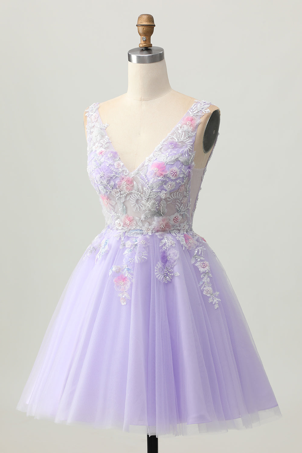 Sparkly Lilac V-Neck Floral Tulle Short Homecoming Dress with Beading
