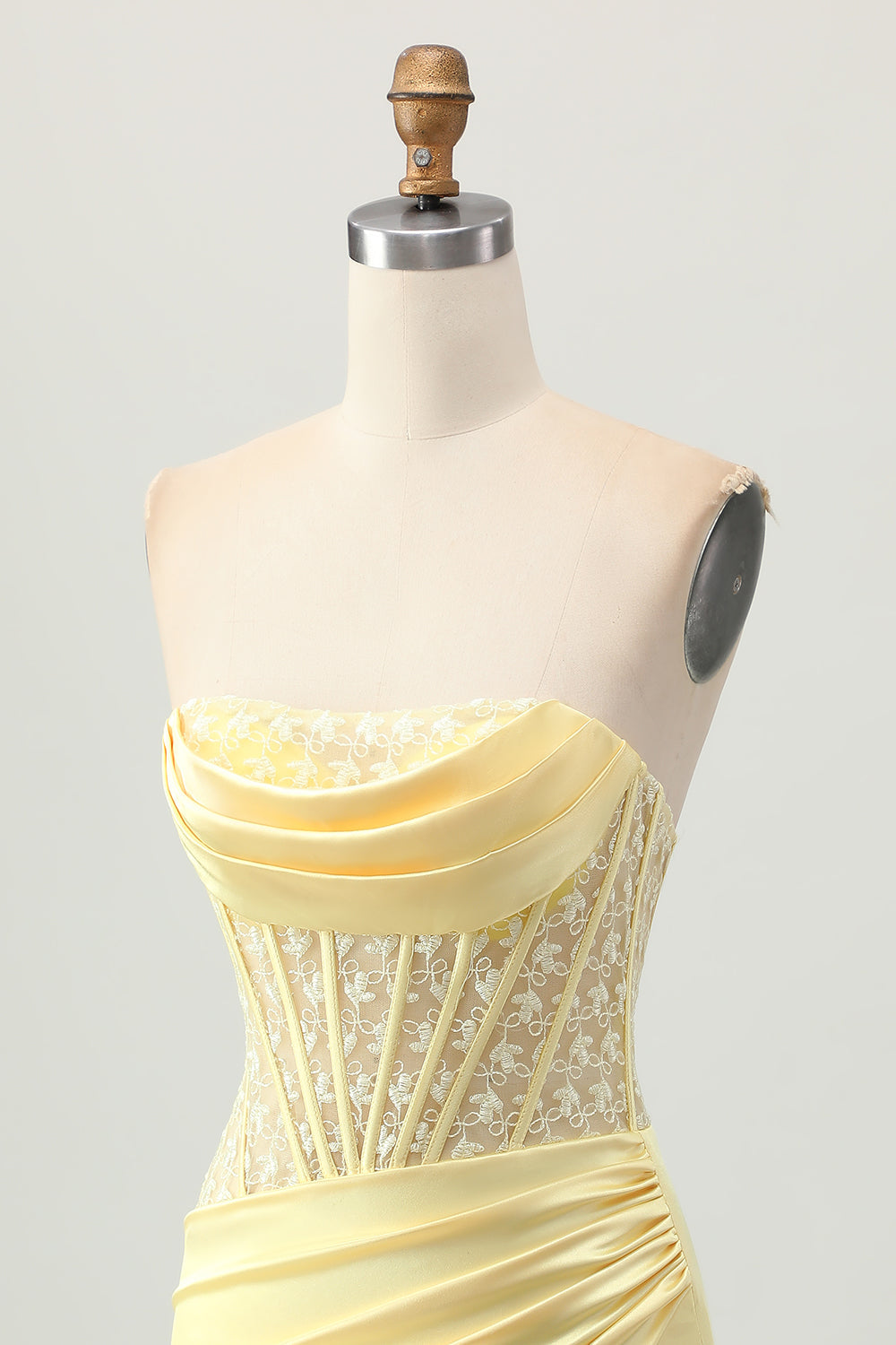 Yellow Strapless Corset Tight Short Homecoming Dress with Lace
