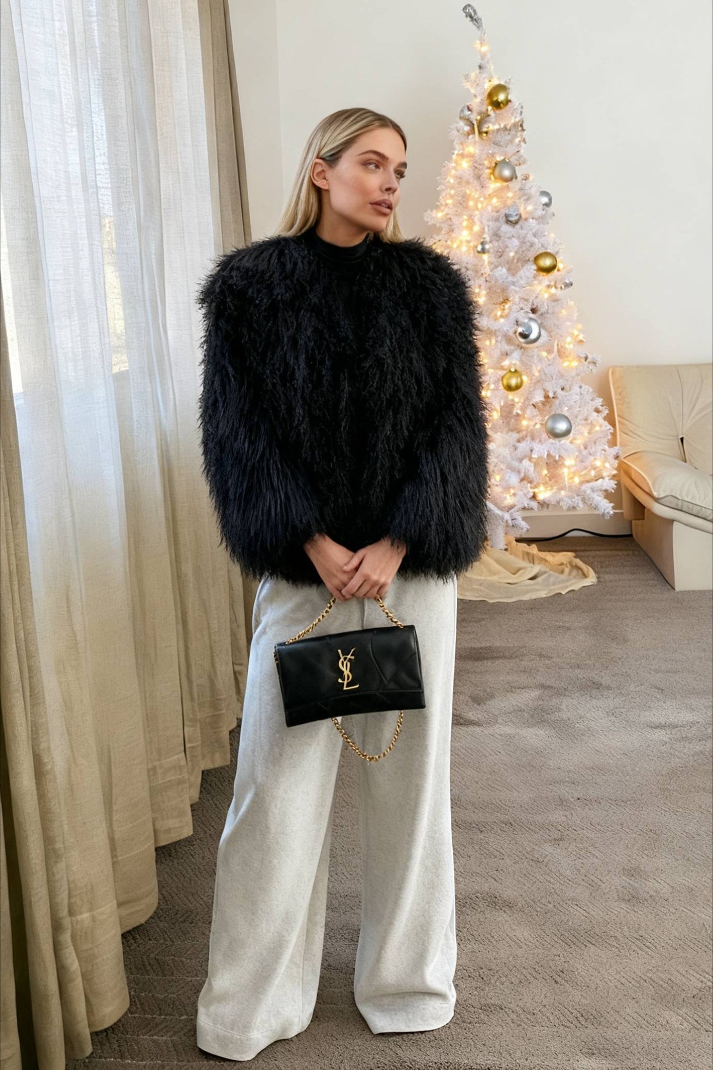 Warm White Short Faux Fur Winter Coat - Fashionpara