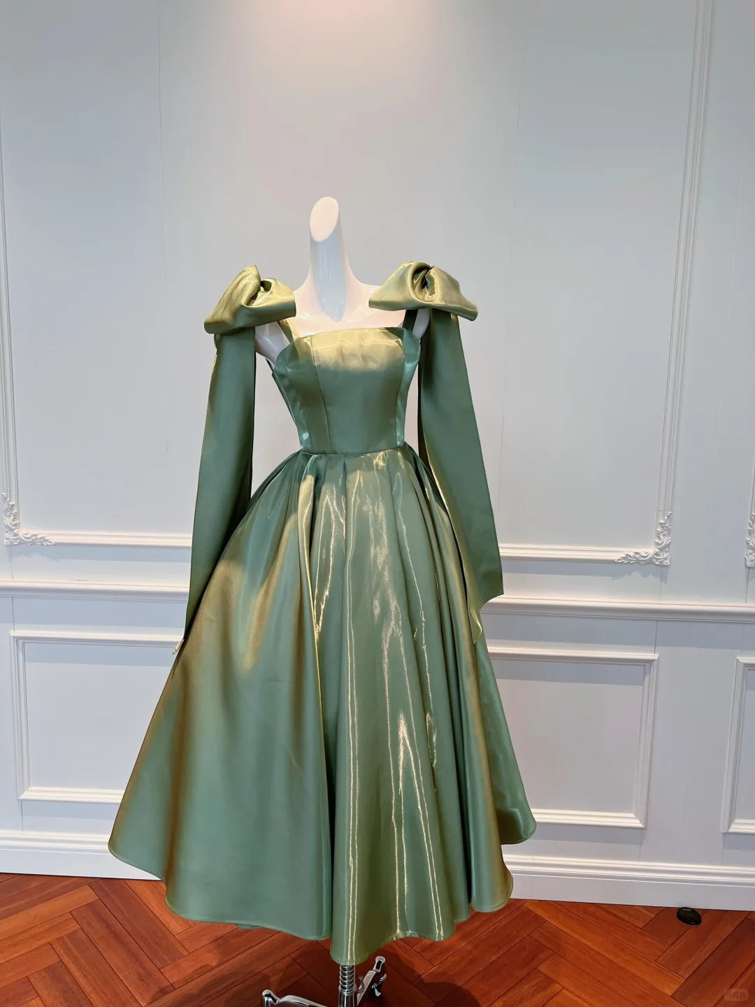 Vintage Olive Green A-line Bow Strap Satin Tea-length Prom Dress Evening Dress P4053
