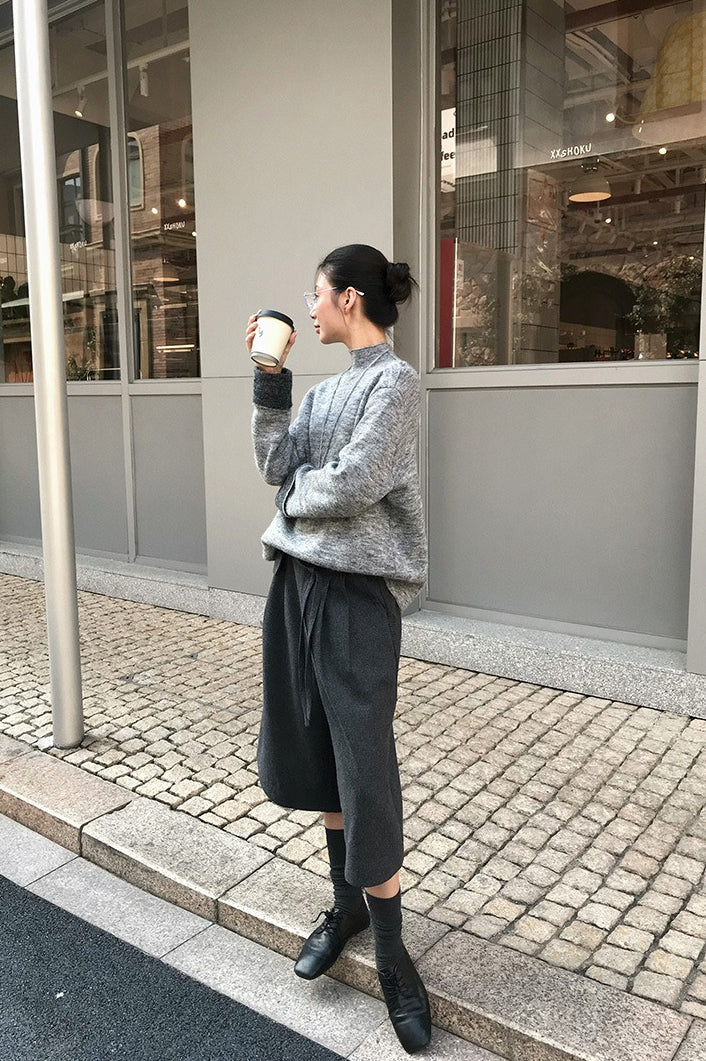 Color-Block Mock Neck Knit Sweater for Effortless Style