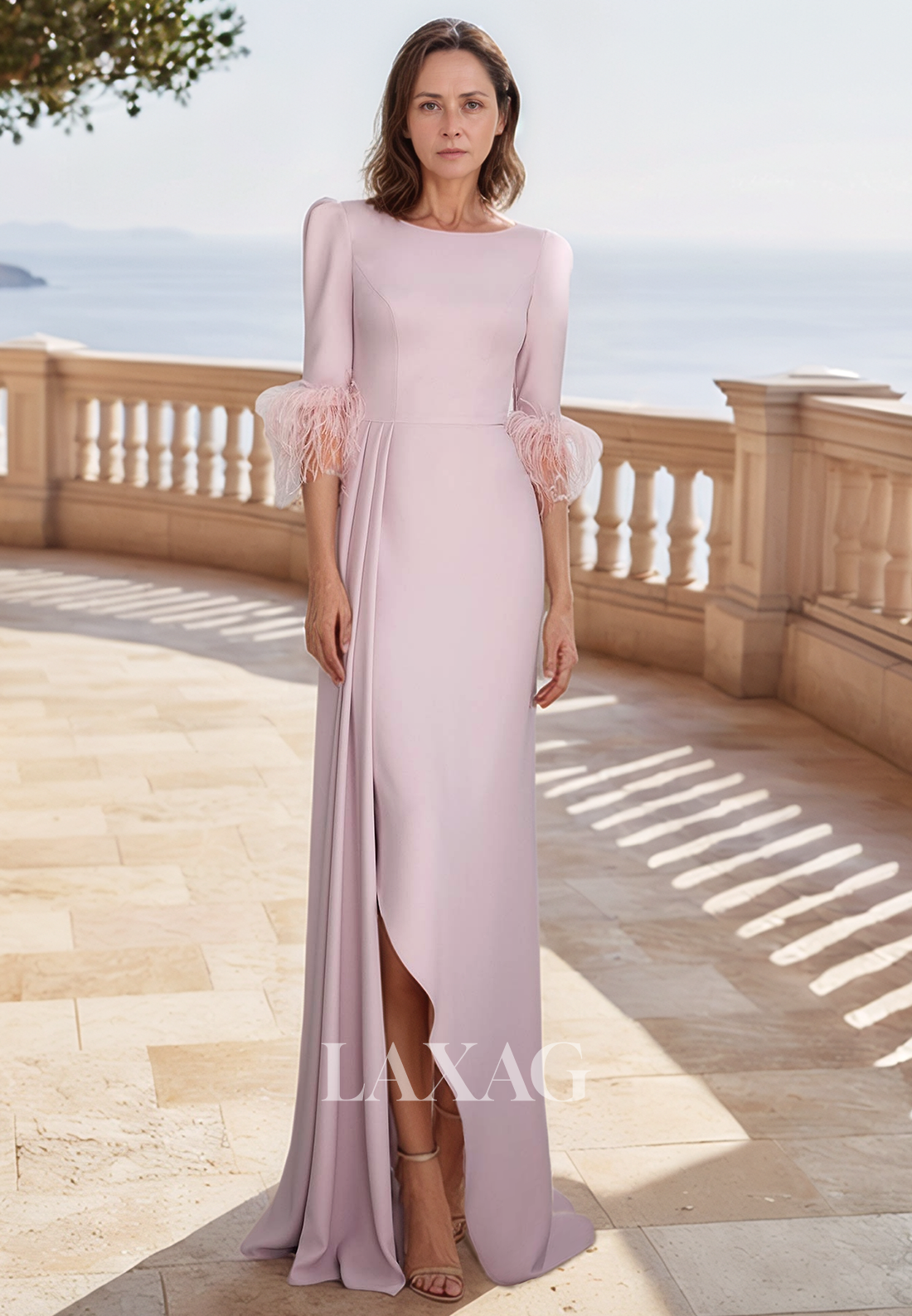 Feathered Half-Sleeves Pleated Cocktail Dress Scoop-Neck Floor-Length Fitted Mother of the Bride Gowns