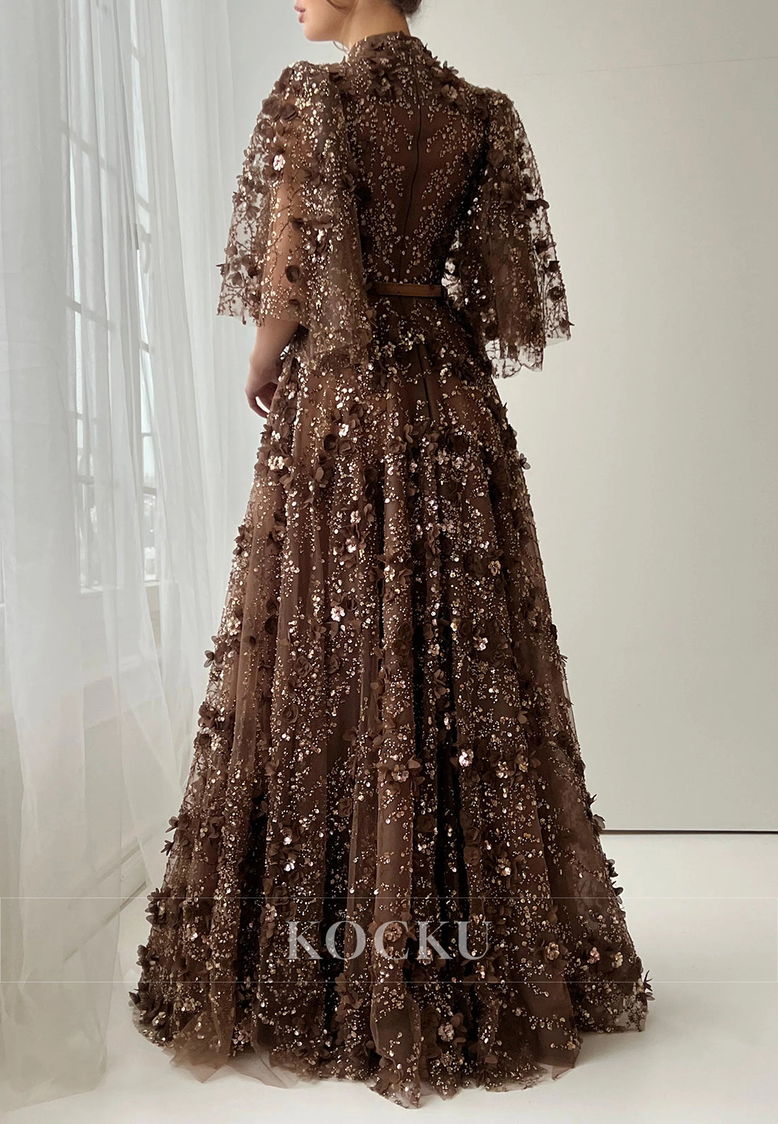 Flutter Sleeves Appliques Lace V Neck Floor-Length Prom Dresses