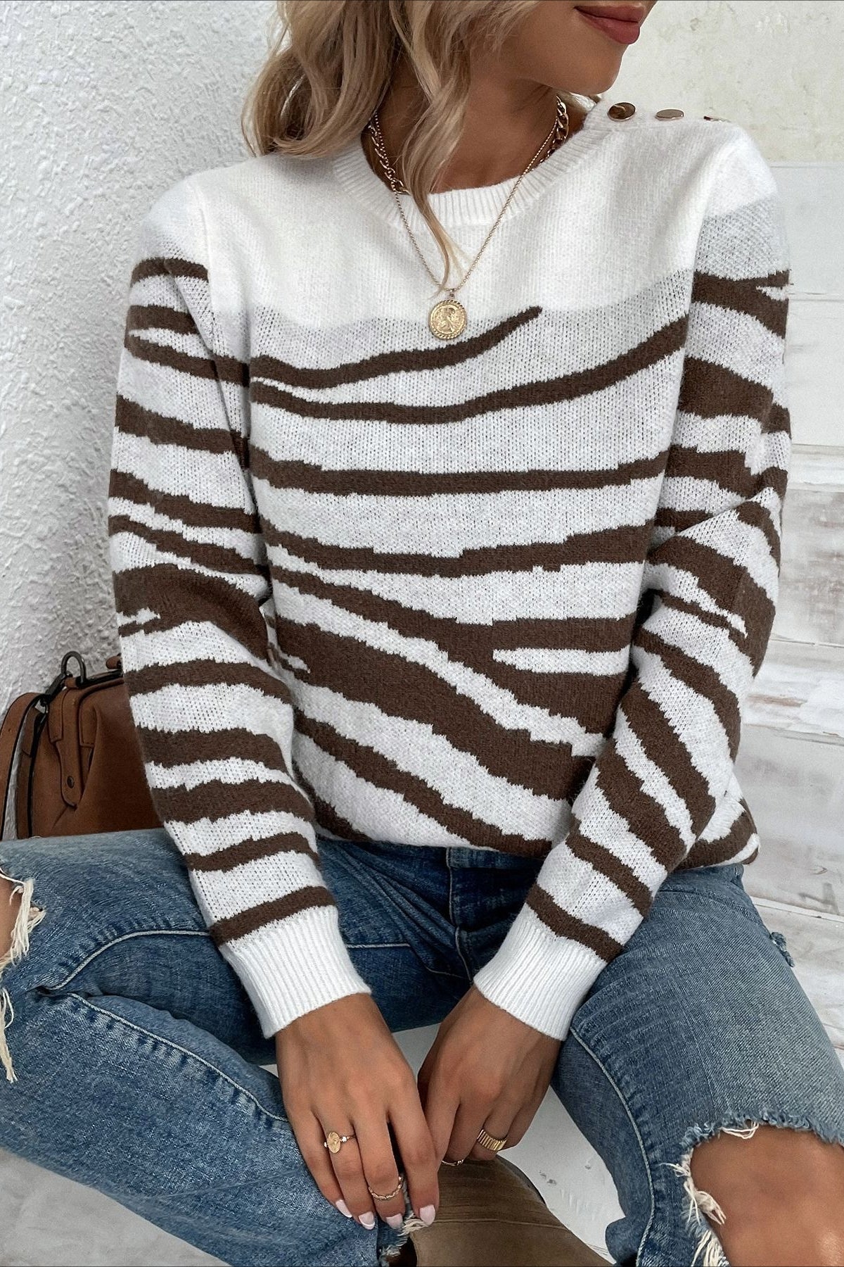 Zebra Colorblock Button Shoulder Sweater for Stylish Comfort