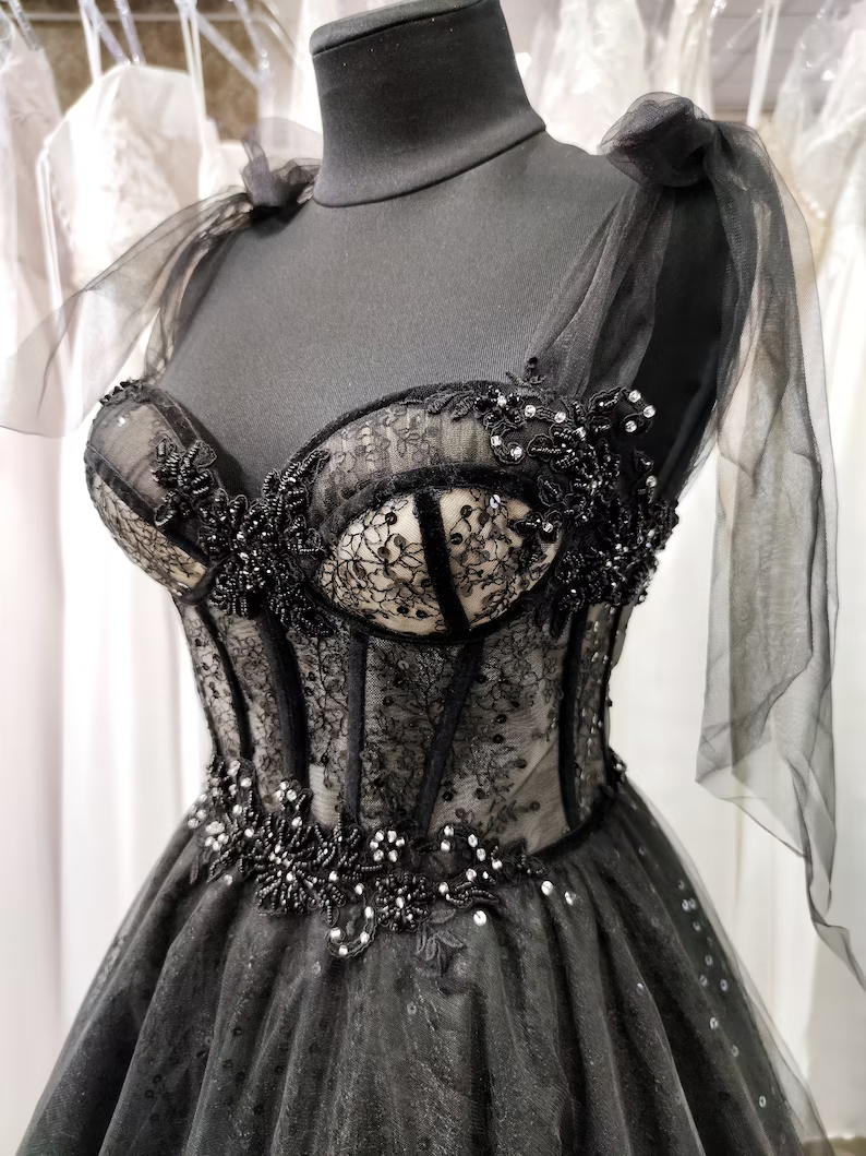 Black Wedding Dresses with Beaded Lace Appliques
