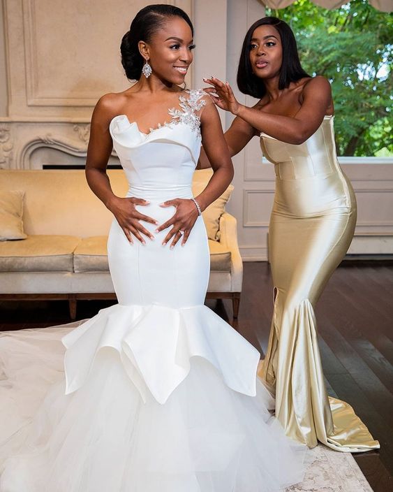 One shoulder Mermaid Bridal Wears with Ruffles Train Wedding Dresses