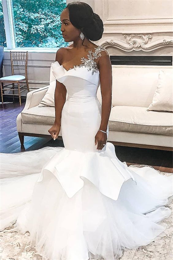 One shoulder Mermaid Bridal Wears with Ruffles Train Wedding Dresses