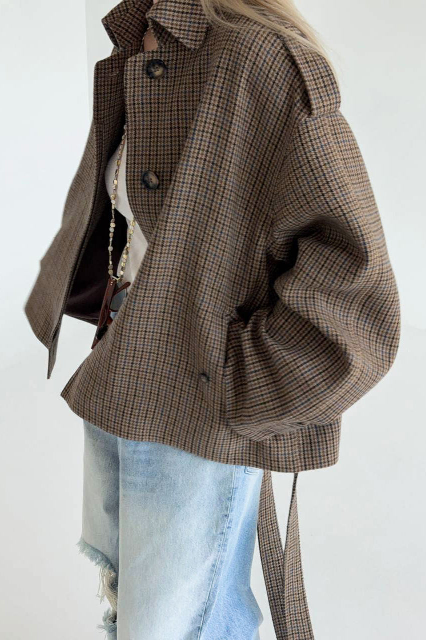 Elegant Vintage Houndstooth Designer Coat for Timeless Style