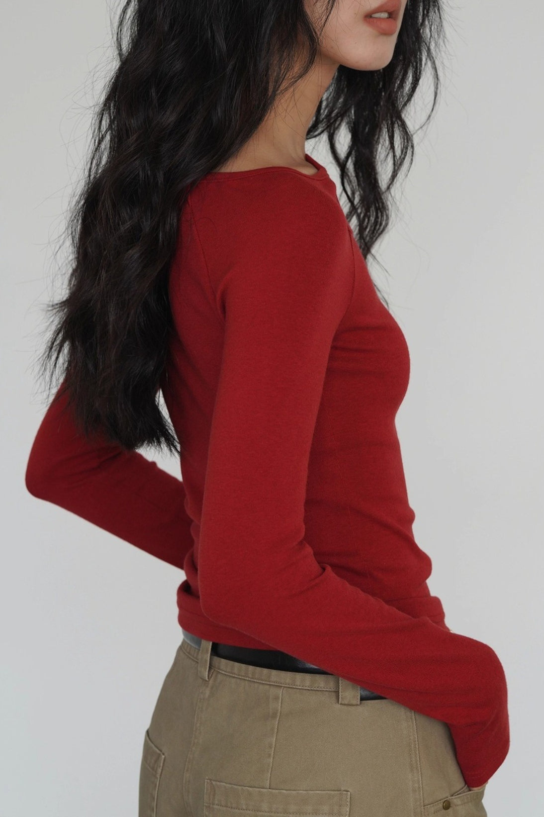 Asymmetric Cutout Slim Knit Top