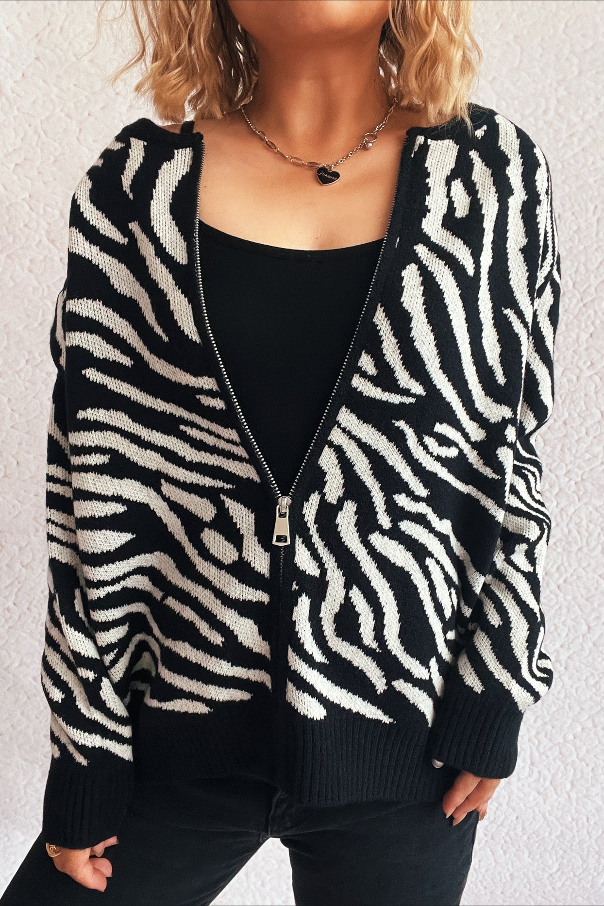 Colorblock Zebra Knit Cardigan for Stylish Layering Elegance
