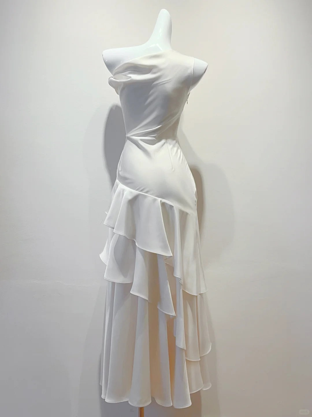 Elegant White Mermaid Ruffle Satin Prom Dress Evening Dress Bridesmaid Dress P4066