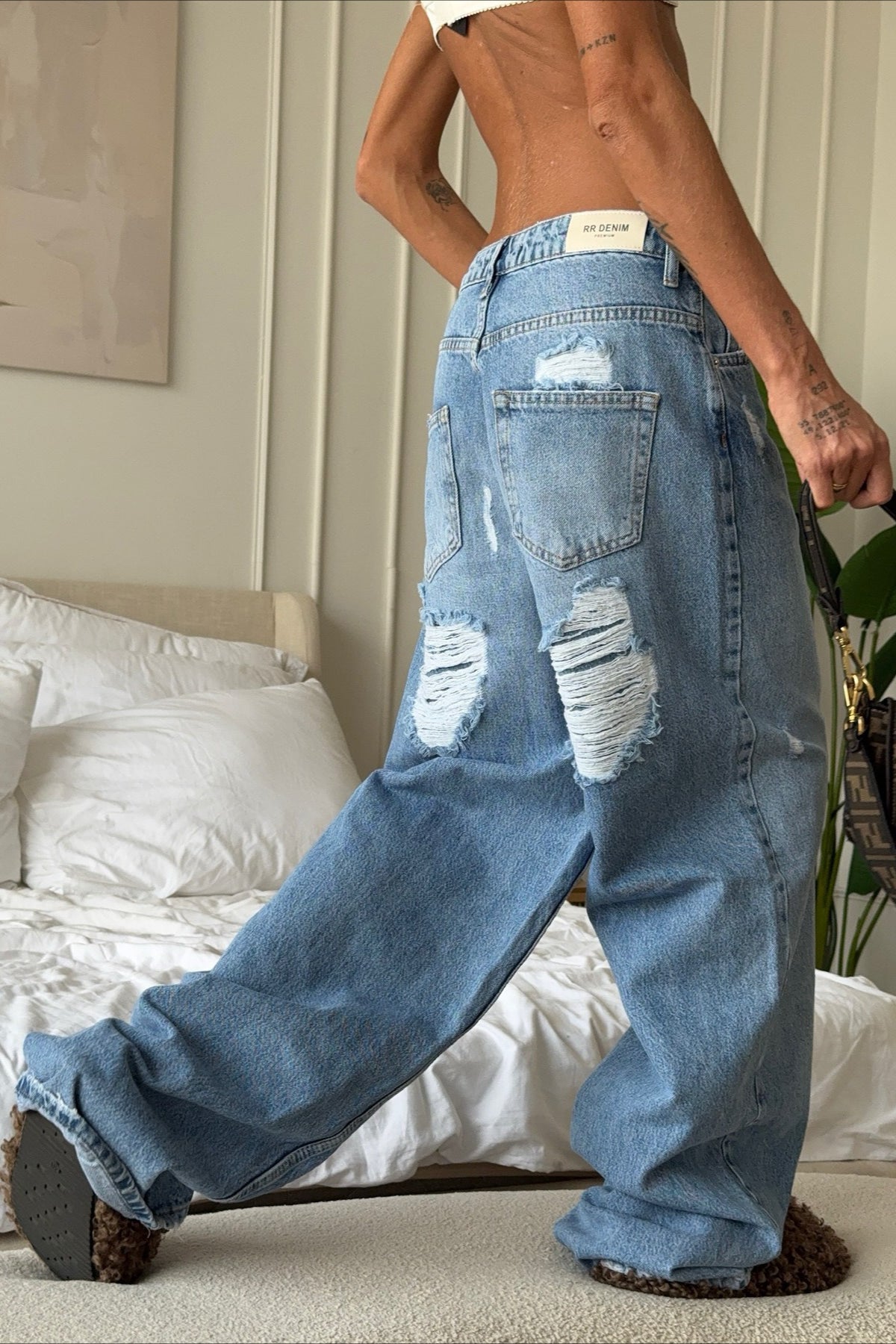 Vintage Heart Ripped Wide-Leg Jeans