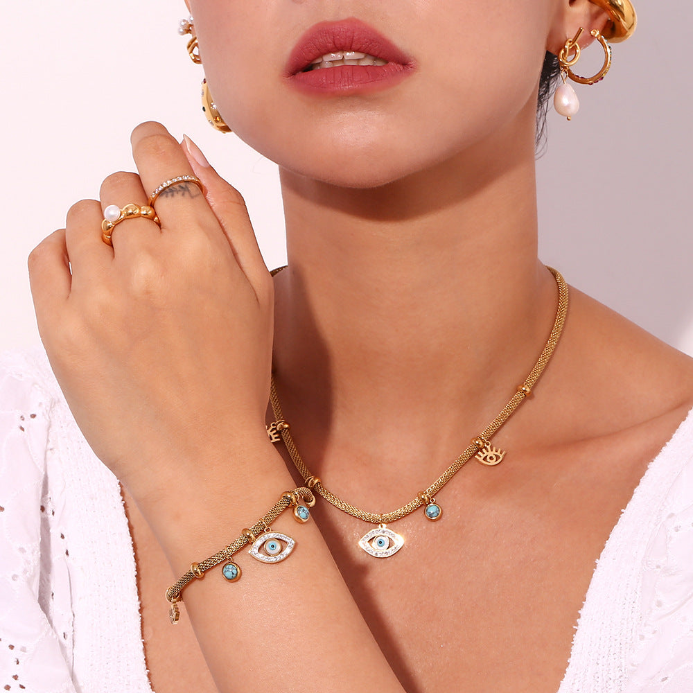 Turquoise Eyes Necklace