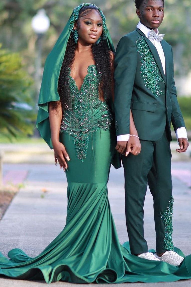Fabulous Long V-Neck Mermaid Sleeveless Beading Sweep Train Prom Dresses - Fashionpara