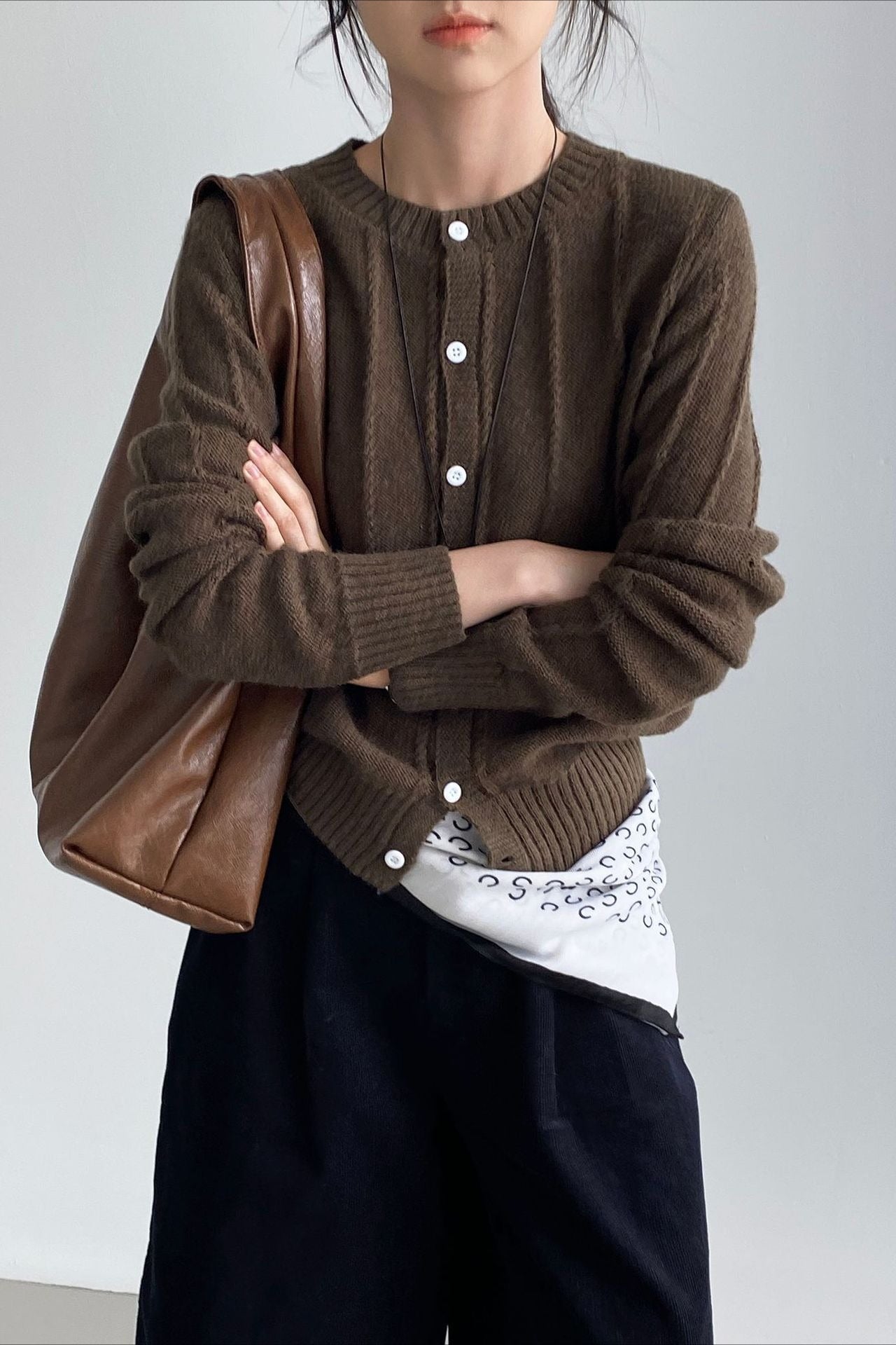 Elegant Wool Knit Cardigan for Cozy Layering and Style